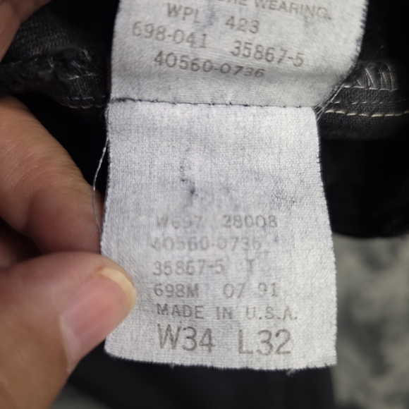 Vintage Levis Silver Tab Made In The U.S.A Y2K Jeans. Baggy, Distressed 34x32 - Picture 4 of 15